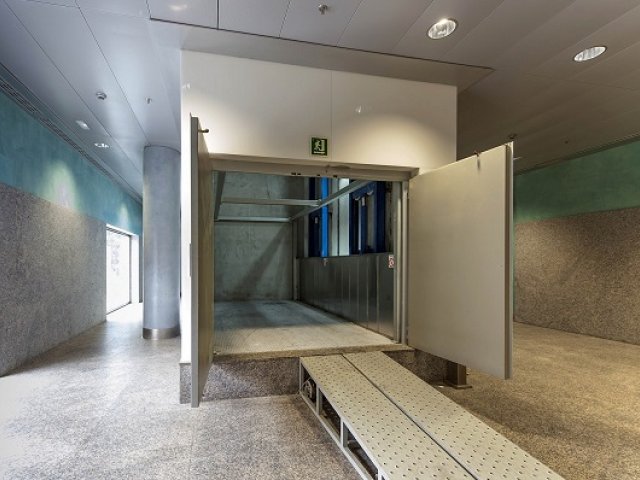 Ascensores / Montacargas Auditorio Mar de Vigo