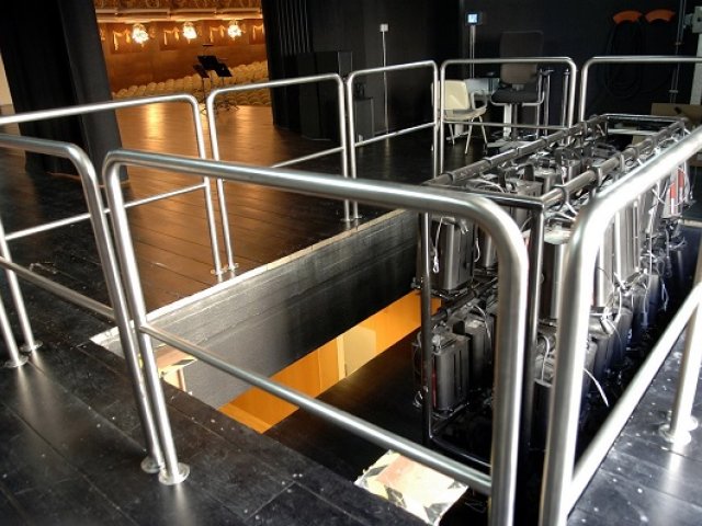 Montapianos teatro Colón en A Coruña